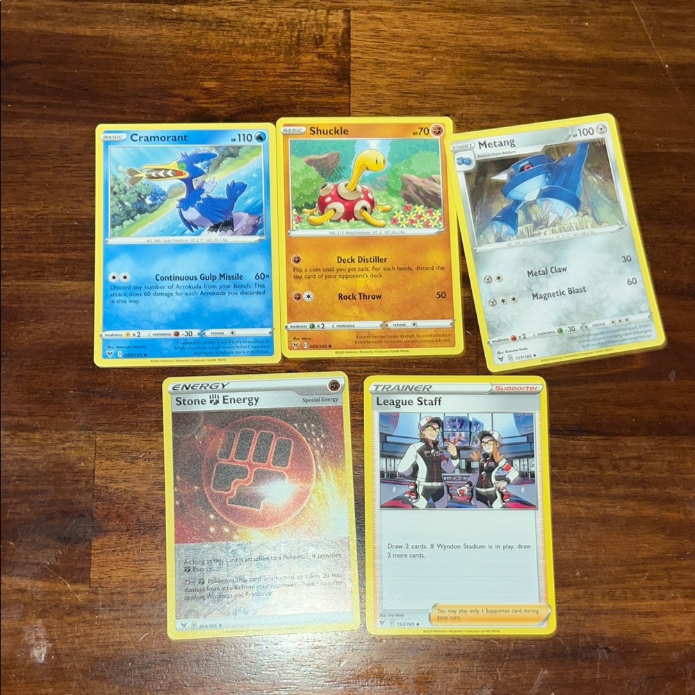 Pokemon Trading Card 5 vivid voltage cards